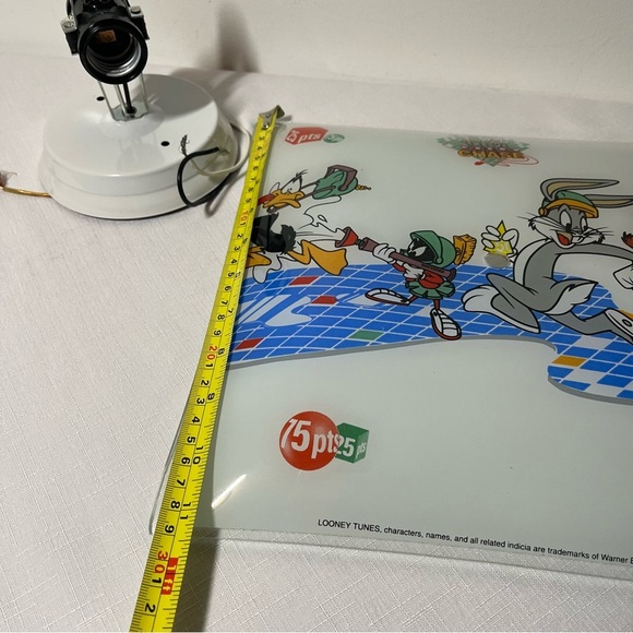 Looney Tunes Glass Light Fixture. New. 1995 - Picture 4 of 10